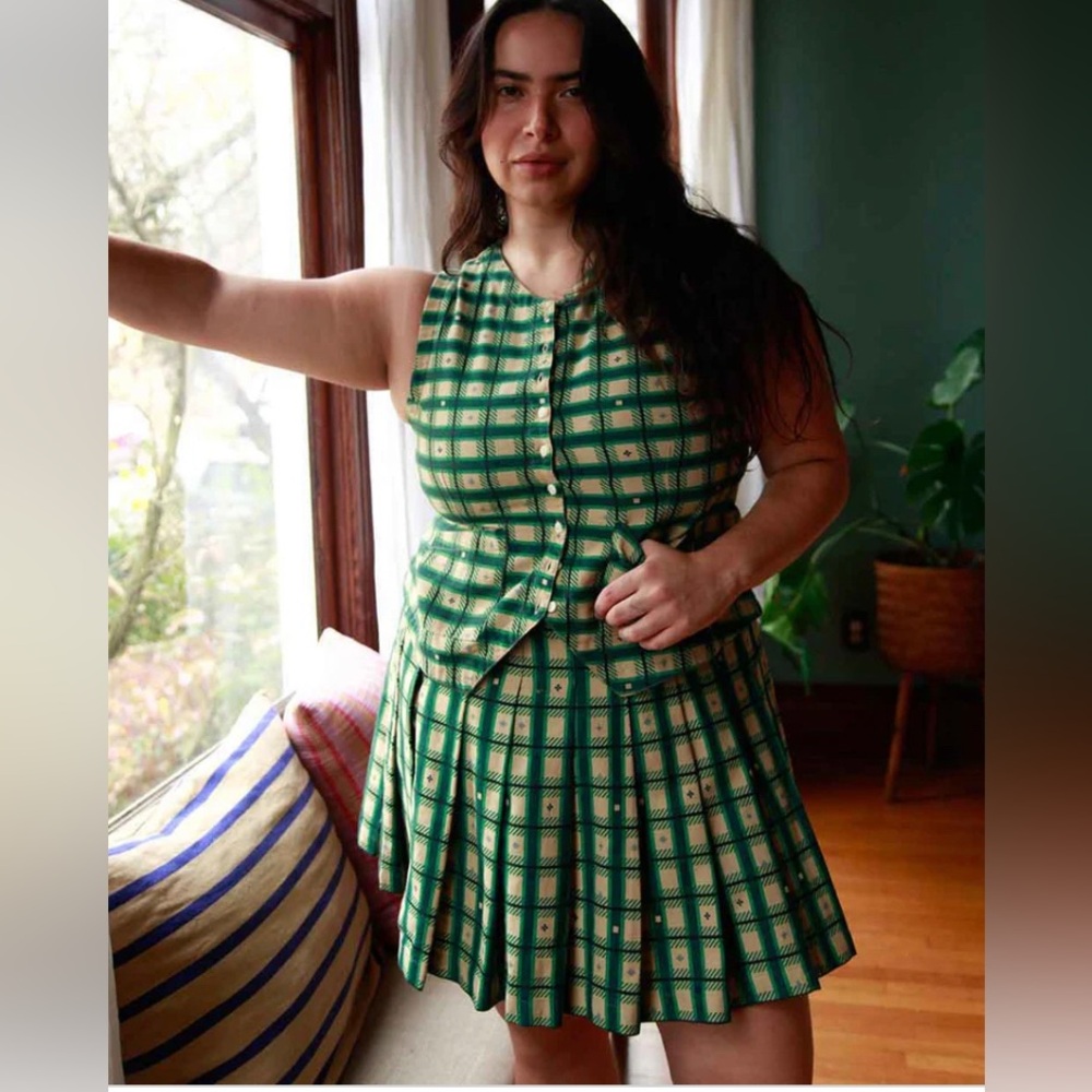 Noble pleated skort size 3X